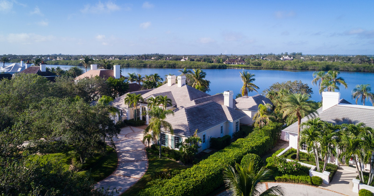 137 Island Creek Drive Vero Beach FL