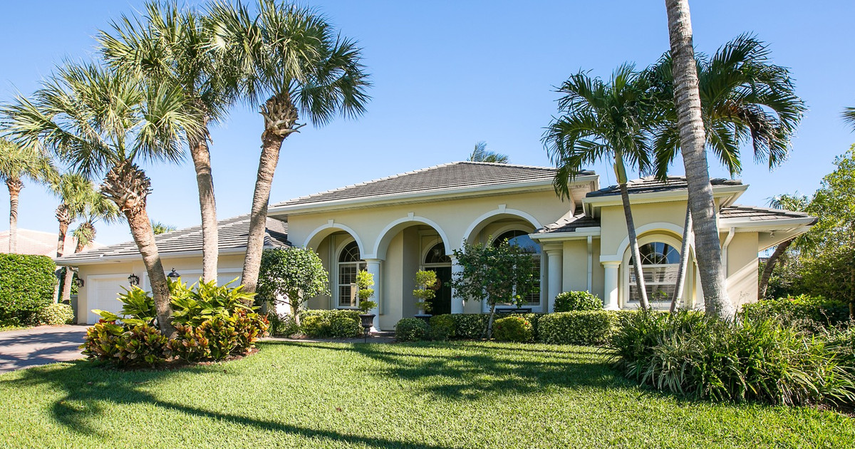 1260 Admirals Walk Castaway Cove